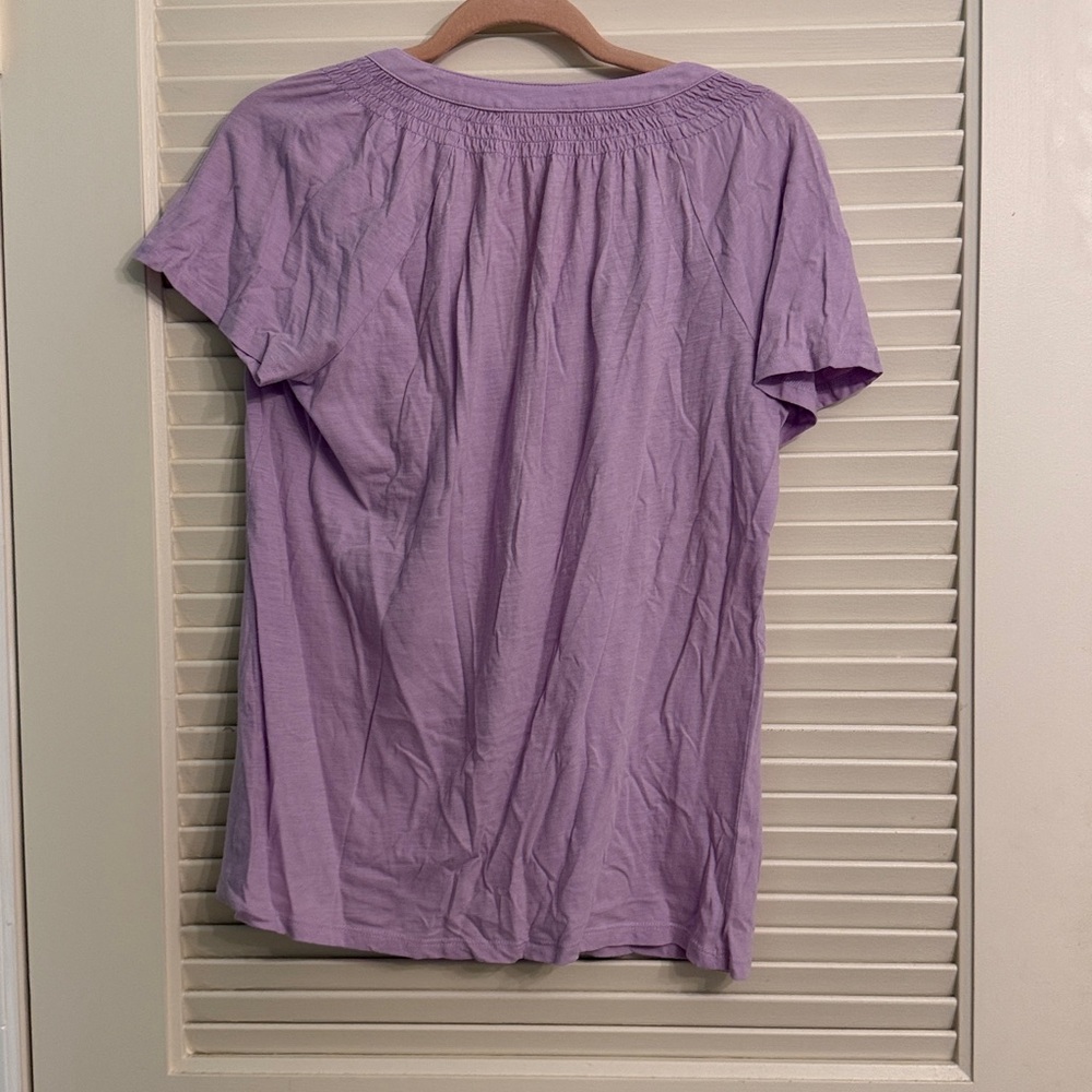 Lilly Pulitzer Essie Short Sleeve Top Tee Purple Iris Size Medium NWT - Picture 7 of 8